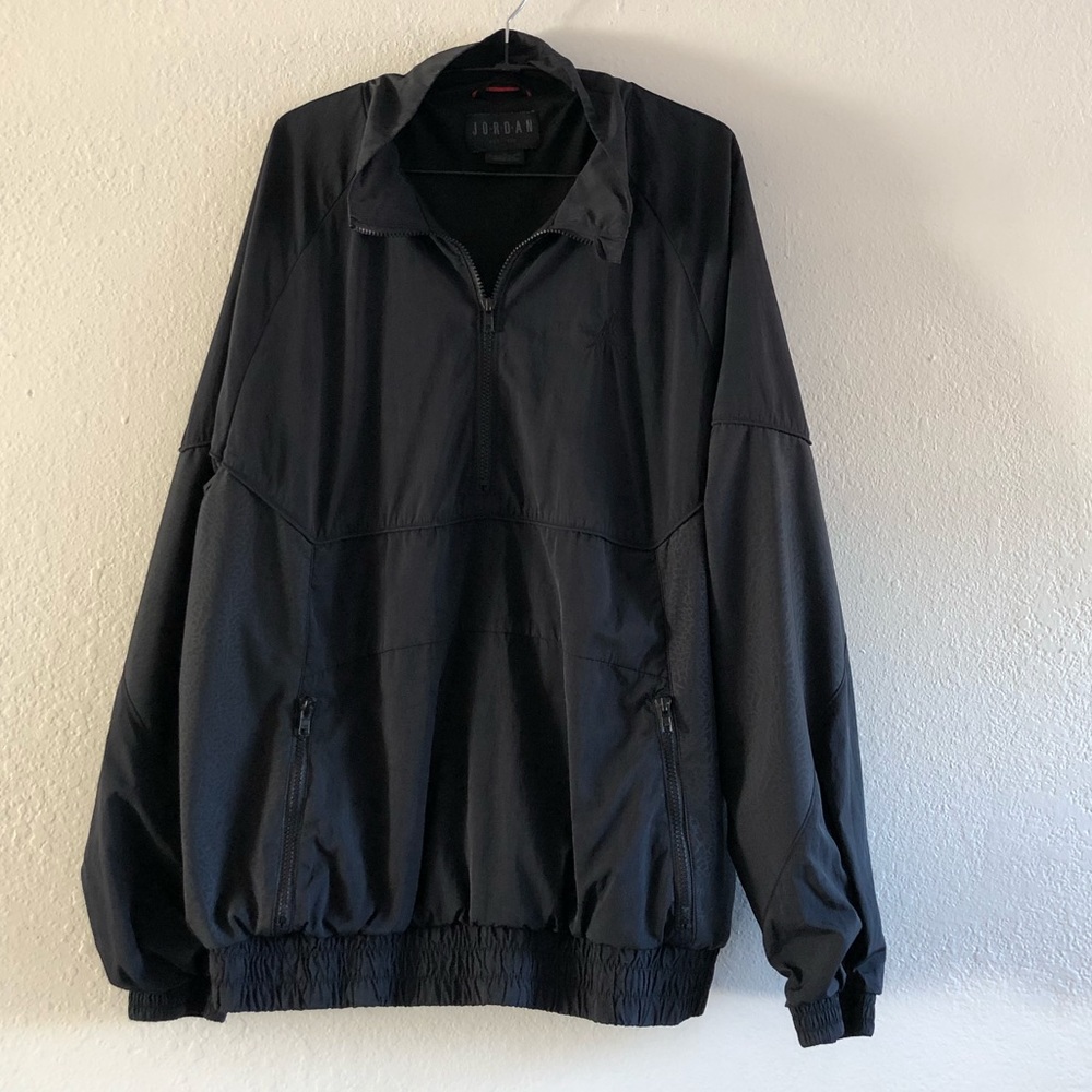 Air Jordan half zip jacket/windbreaker